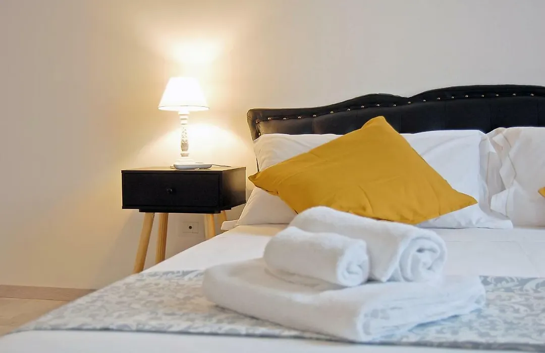 Pompeo Magno White Luxury Apartment-1